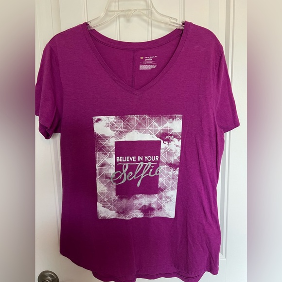 Women’s Tek Gear ‘Believe In Your Selfie’ T-Shirt - Picture 1 of 3